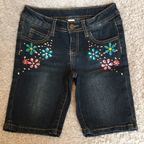 Bermuda Jean Shorts - Picture 1 of 3